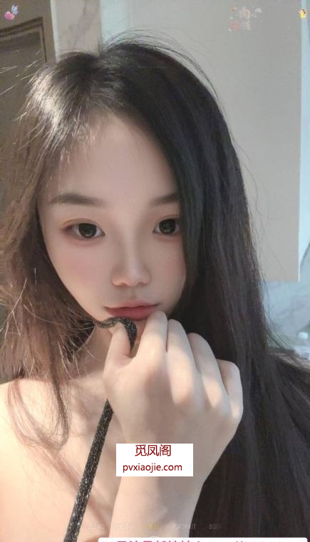 坂田兼职大长腿模特